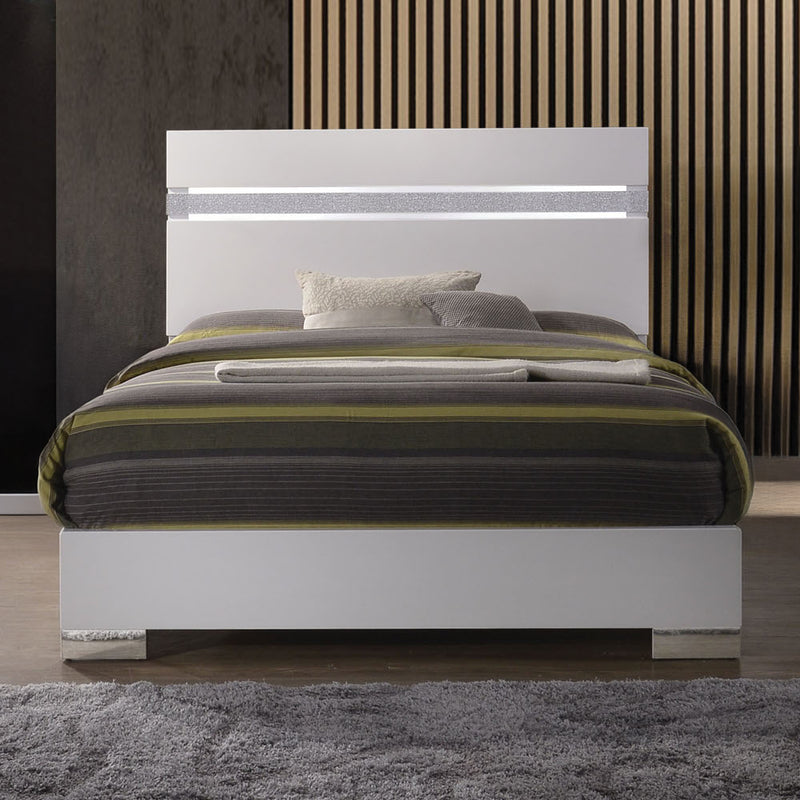 Naima II Queen Bed - 26770Q