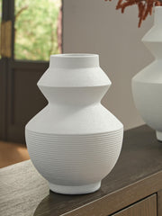 Naveen White Vase - A2000870