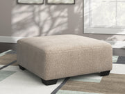Newellen 3-Piece Sectional and Oversized Ottoman - 48404U1