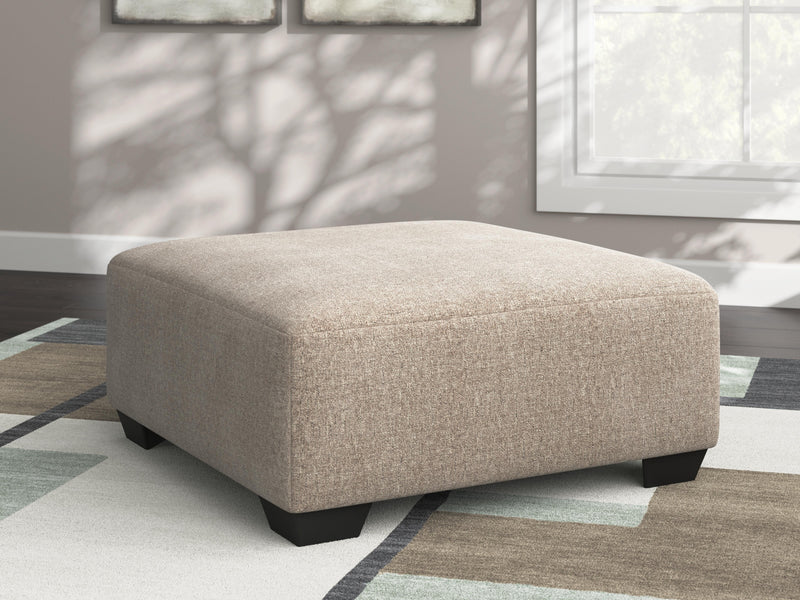Newellen 3-Piece Sectional and Oversized Ottoman - 48404U1