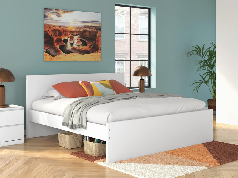Onita White King Panel Platform Bed - EB9630B19