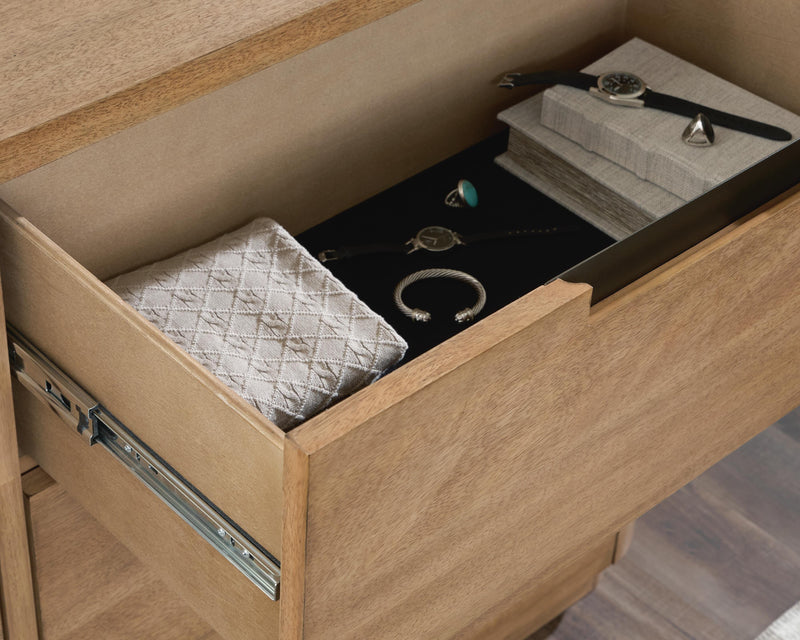 Pamaria Light Brown Dresser and Mirror - PCB802B1