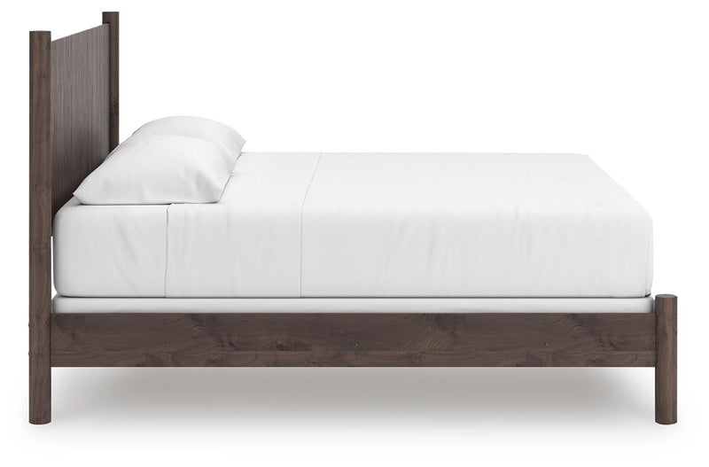 Pamytta Brown King Panel Bed - PCB2614B26