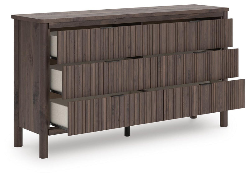 Pamytta Full Panel Bed and Dresser in Brown - PKG022709