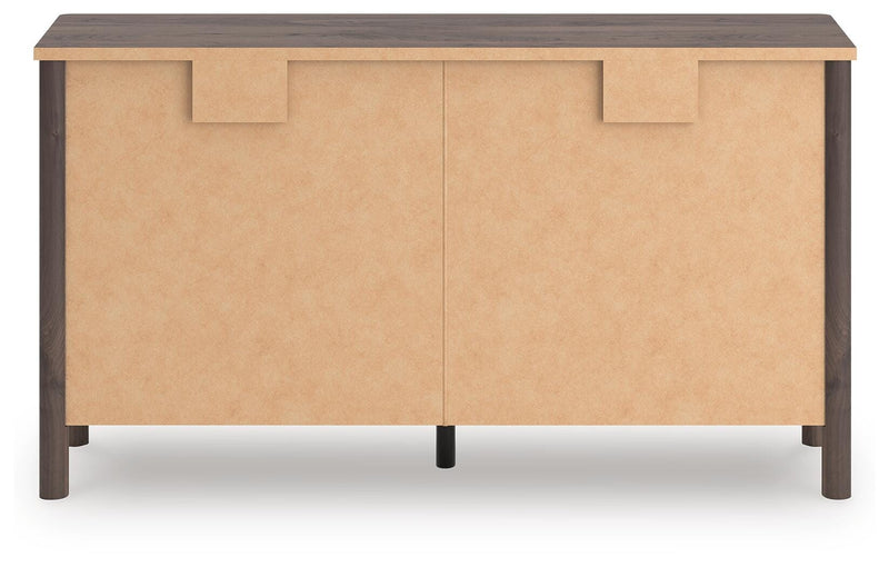 Pamytta Full Panel Platform Bed and Dresser in Brown - PKG022673