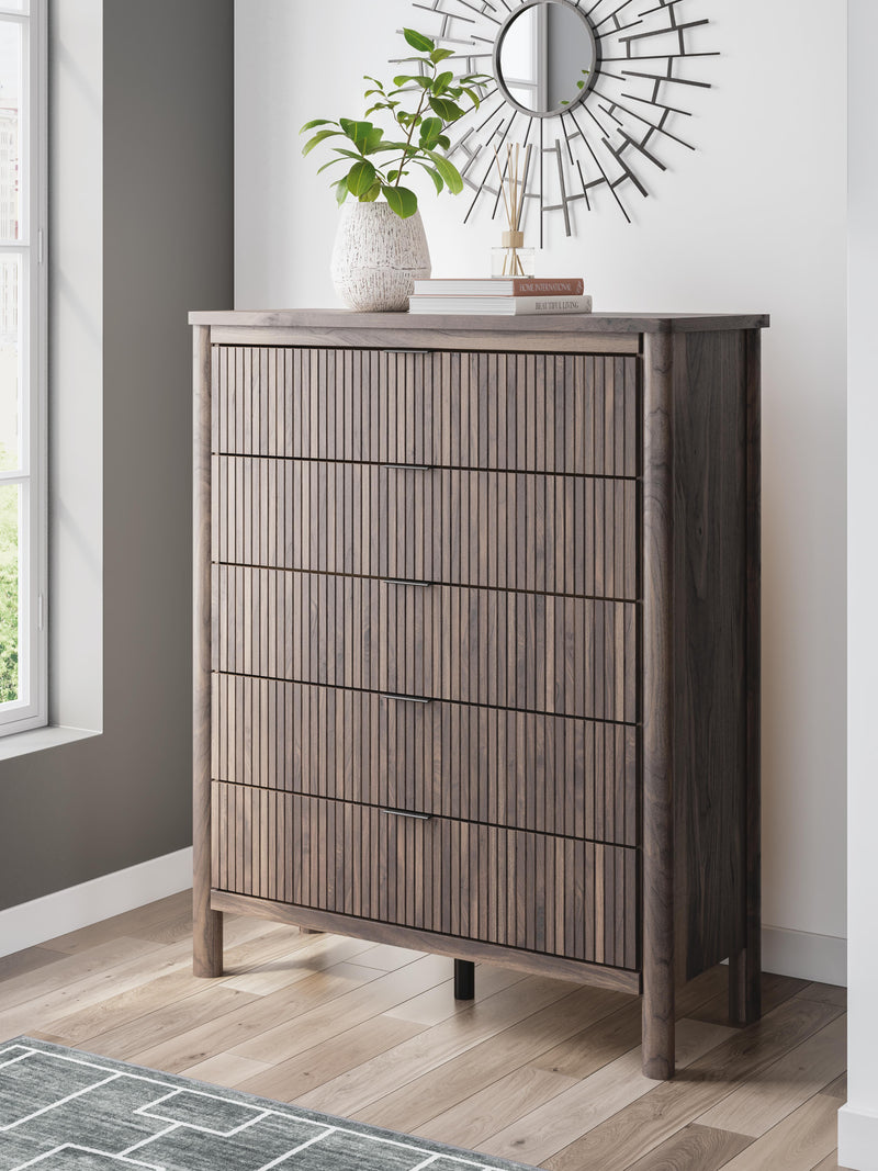 Pamytta Full Panel Platform Bed, Chest and  Nightstand in Brown - PKG022756