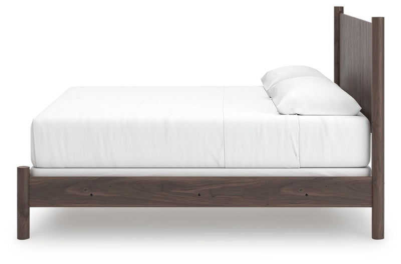 Pamytta King Panel Bed, Chest and  Nightstand in Brown - PKG022778