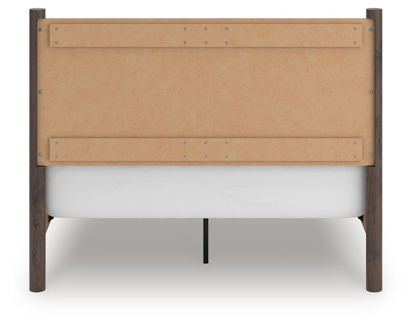 Pamytta Queen Panel Bed, Dresser and Mirror - PCB2614B19