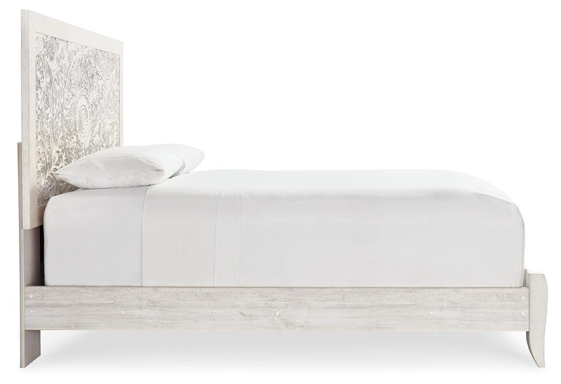 Paxberry Whitewash Queen Panel Bed and 2 Nightstands - B181B30