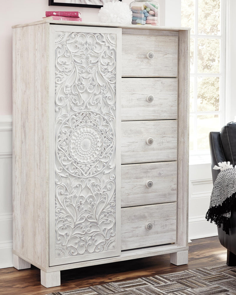 Paxberry Whitewash Queen Panel Bed, Chest and Nightstand - B181B28