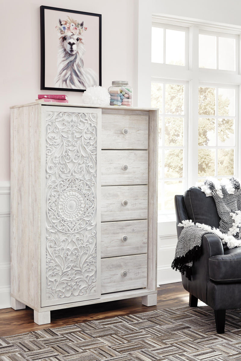 Paxberry Whitewash Queen Panel Bed, Dresser and Chest - B181B34
