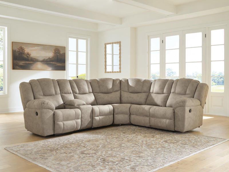 Pearce-Pike Birch 3-Piece Reclining Sectional with Console - PC69205S1