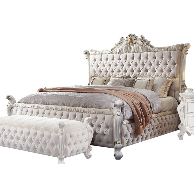 Picardy EK Bed - 27877EK