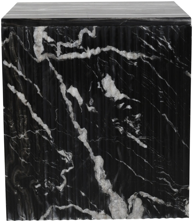 Pienza Marble End Table in Black - 99096Black-ET