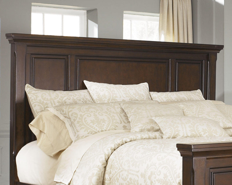 Porter Rustic Brown King Panel Bed, Chest and 2 Nightstands - B697B31