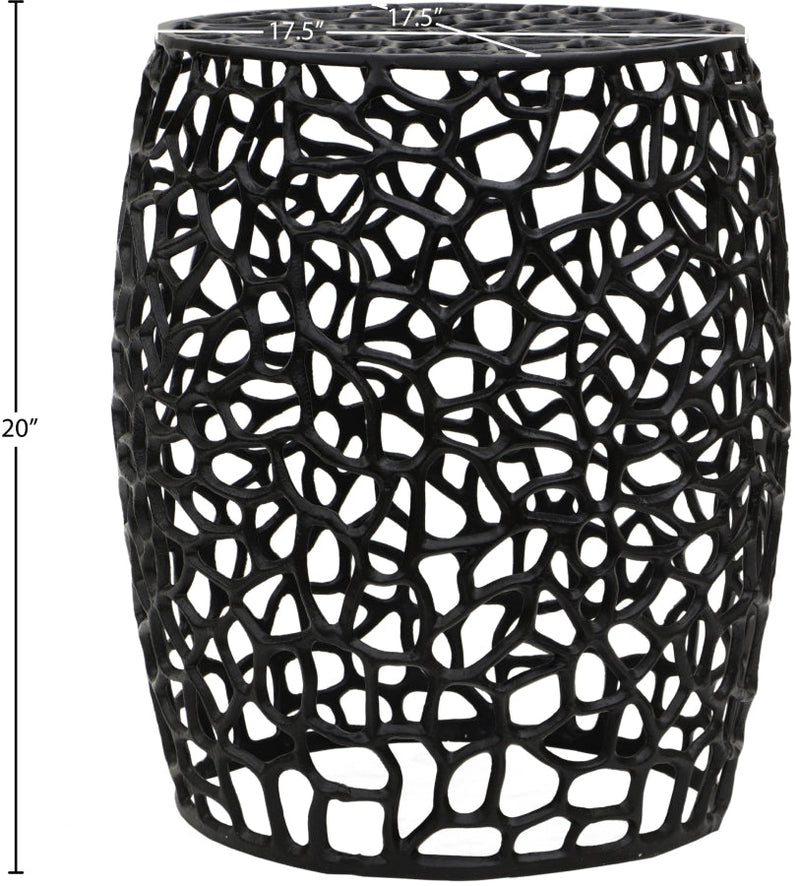 Priya Aluminum End Table in Black - 224Black-E