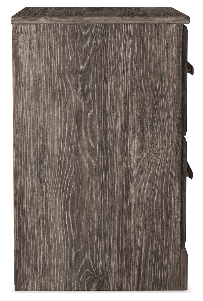 Ralinksi King Panel Bed with Dresser and 2 Nightstands in Gray from Ashley - Luna Furniture