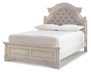 Realyn Full Panel Bed with Mirrored Dresser, Chest and 2 Nightstands in Chipped White - PKG006736