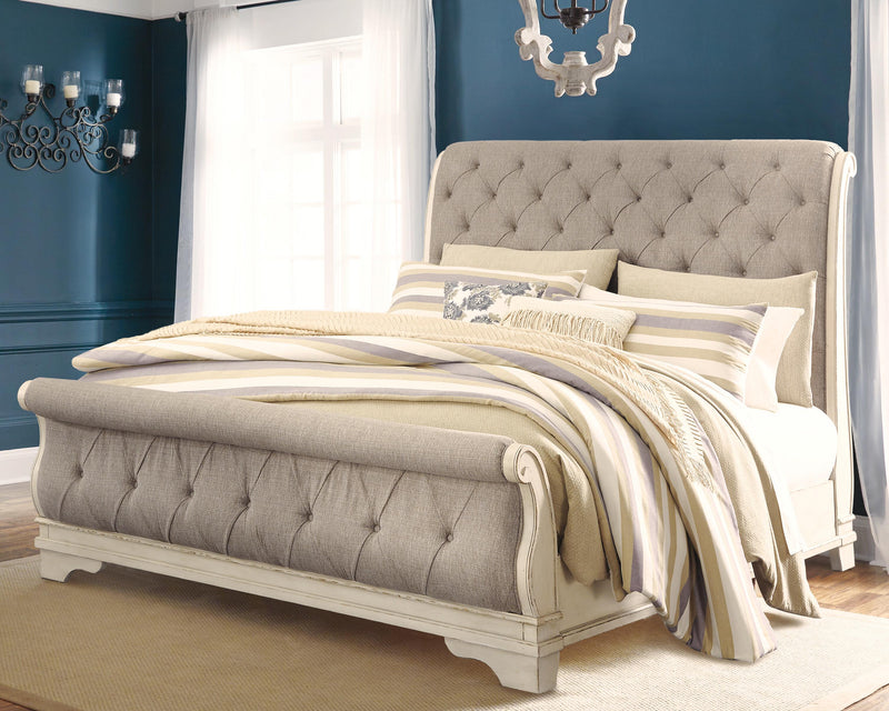Realyn King Sleigh Bed with Mirrored Dresser in Chipped White - PKG006656
