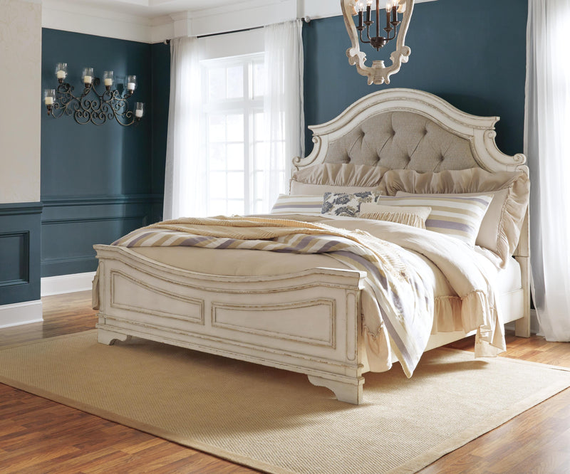 Realyn King Upholstered Panel Bed with Mirrored Dresser in Chipped White - PKG000715