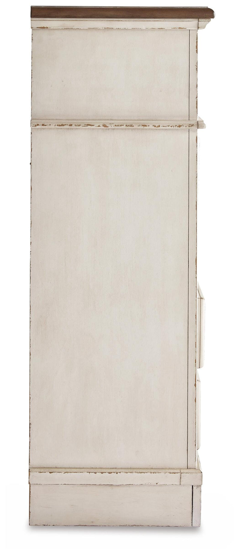 Realyn Two-tone Full Panel Bed, Dresser and Chest - B743B88