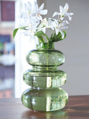 Renethorne Green Vase - A2000801