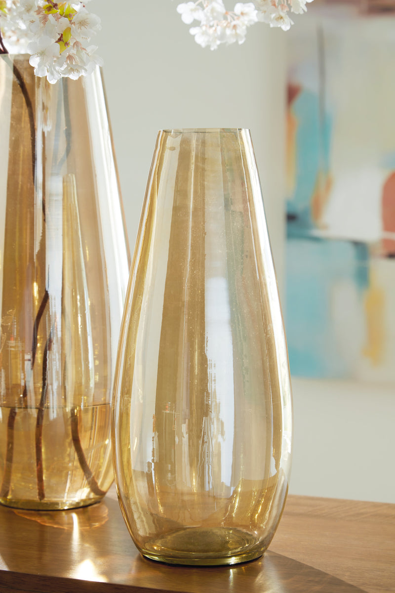 Rhettman Amber Vase - A2900005