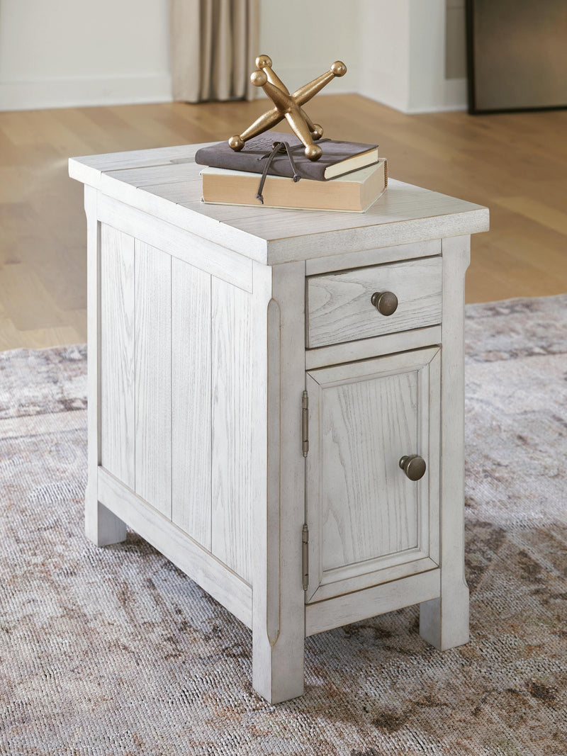 Robbinsdale Antique White Chairside End Table - T729-7