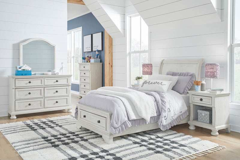 Robbinsdale Antique White Sleigh Storage Bedroom Set - Gate FurnitureYouth Bedroom Set