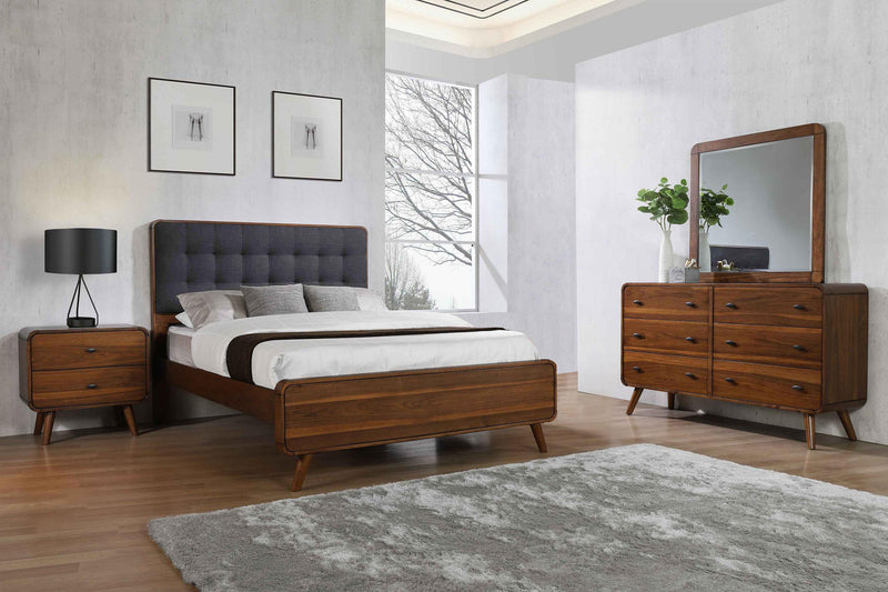 Robyn 4-piece California King Bedroom Set Dark Walnut - 205131KW-S4