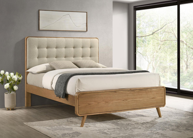 Robyn Wood Eastern King Platform Bed Light Ash - 225091KE