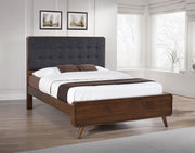 Robyn Wood Queen Platform Bed Dark Walnut - 205131Q