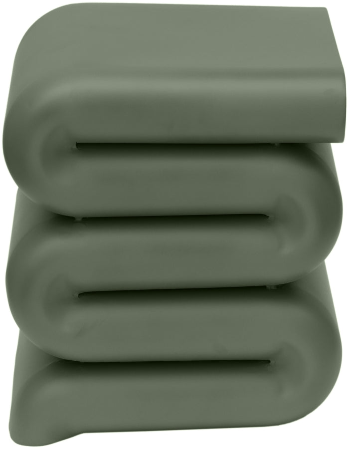 Roland Iron End Table in Green - 99079Green-ET