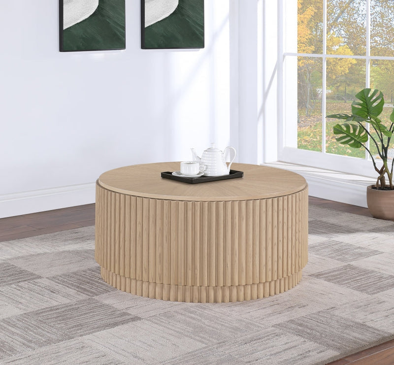 Ronin Solid Wood And Oak Veneer Coffee Table in Natural - 99055Oak-CT