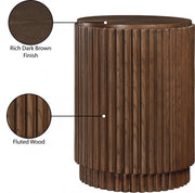 Ronin Solid Wood And Oak Veneer End Table in Brown - 99055Brown-ET