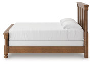 Rowlenstown Brown King Poster Bed - PCB824B4