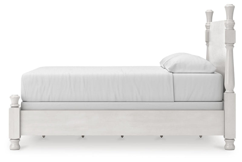 Rowlenstown California King Poster Bed and Dresser in Antique White - PKG023877