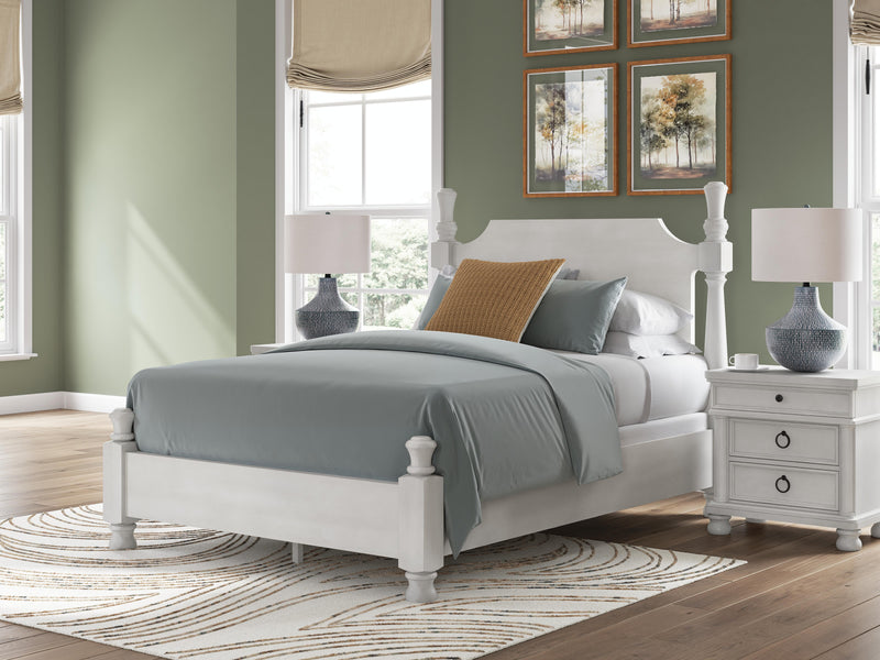 Rowlenstown Queen Poster Bed, Dresser and Mirror in Antique White - PKG023868
