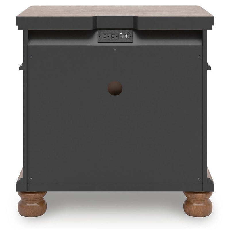 Rowlenstown Queen Poster Bed with Mirrored Dresser and Nightstand in Brown - PKG023757