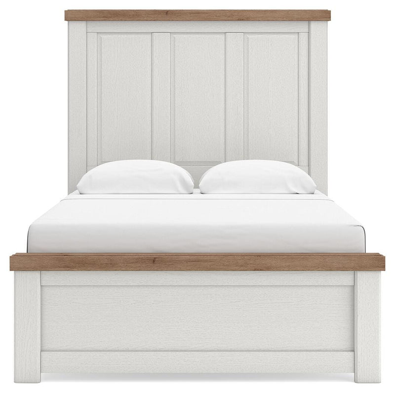 Savonport Full Panel Bed, Chest and Nightstand in White/Brown - PKG025550