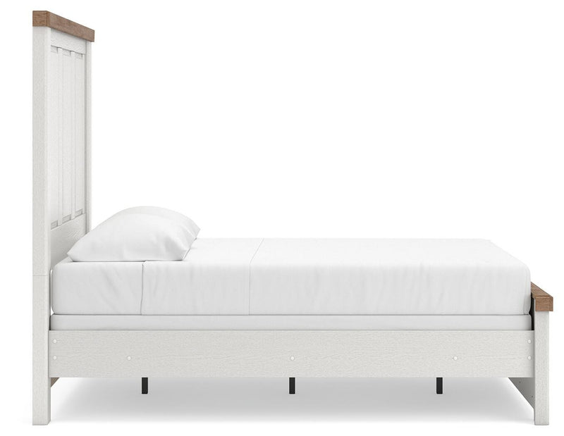 Savonport Full Panel Bed, Dresser and Mirror in White/Brown - PKG025548
