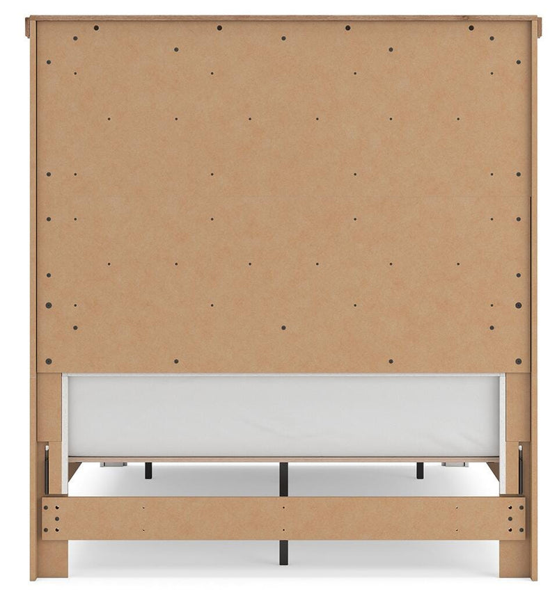 Savonport Full Panel Storage Bed, Chest and Nightstand in White/Brown - PKG025574