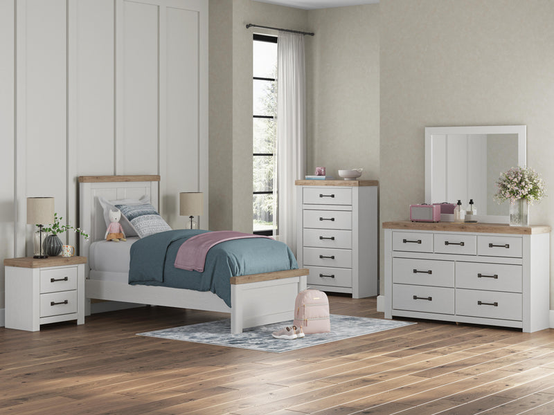 Savonport Twin Panel Bed, Dresser, Mirror, Chest and Nightstand in White/Brown - PKG025545