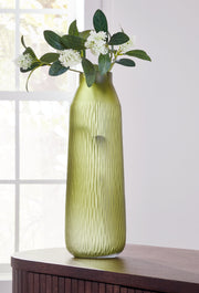 Scottyard Olive Green Vase - A2900009
