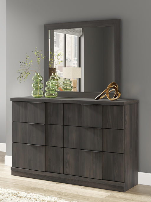 Shaehartin Dark Brown Dresser and Mirror - PCB3167B1