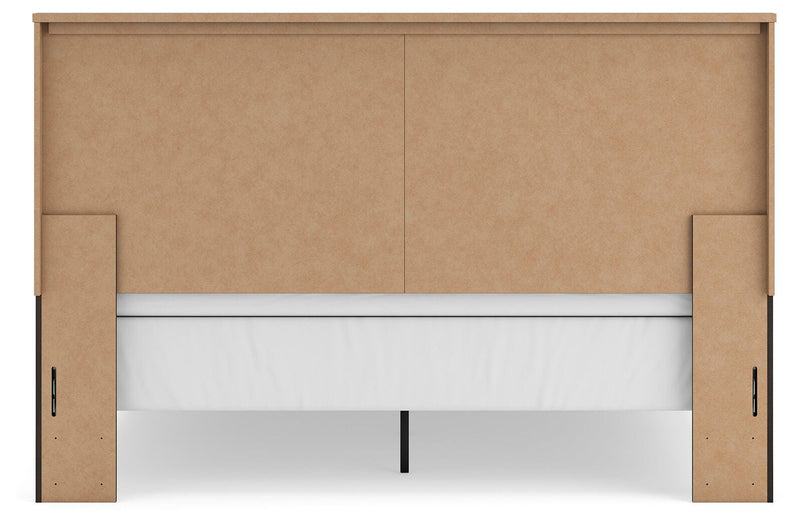 Shaehartin Dark Brown King Panel Bed - PCB3167B6