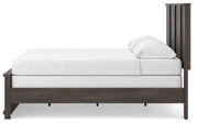 Shaehartin Dark Brown King Panel Bed - PCB3167B6