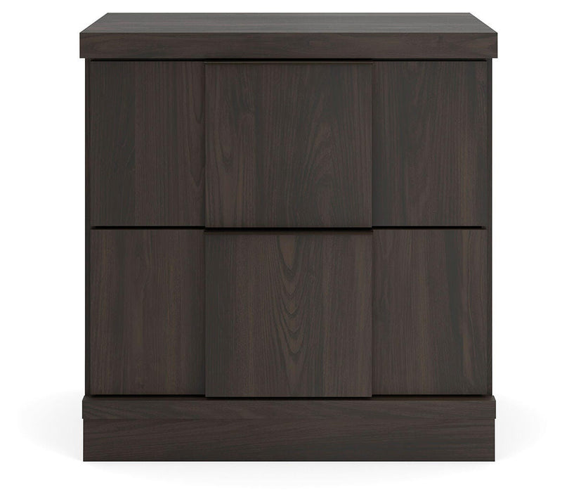 Shaehartin Dark Brown Nightstand - PCB3167-92
