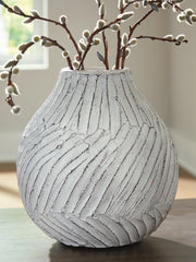 Shelvie Distressed White Vase - A2000848
