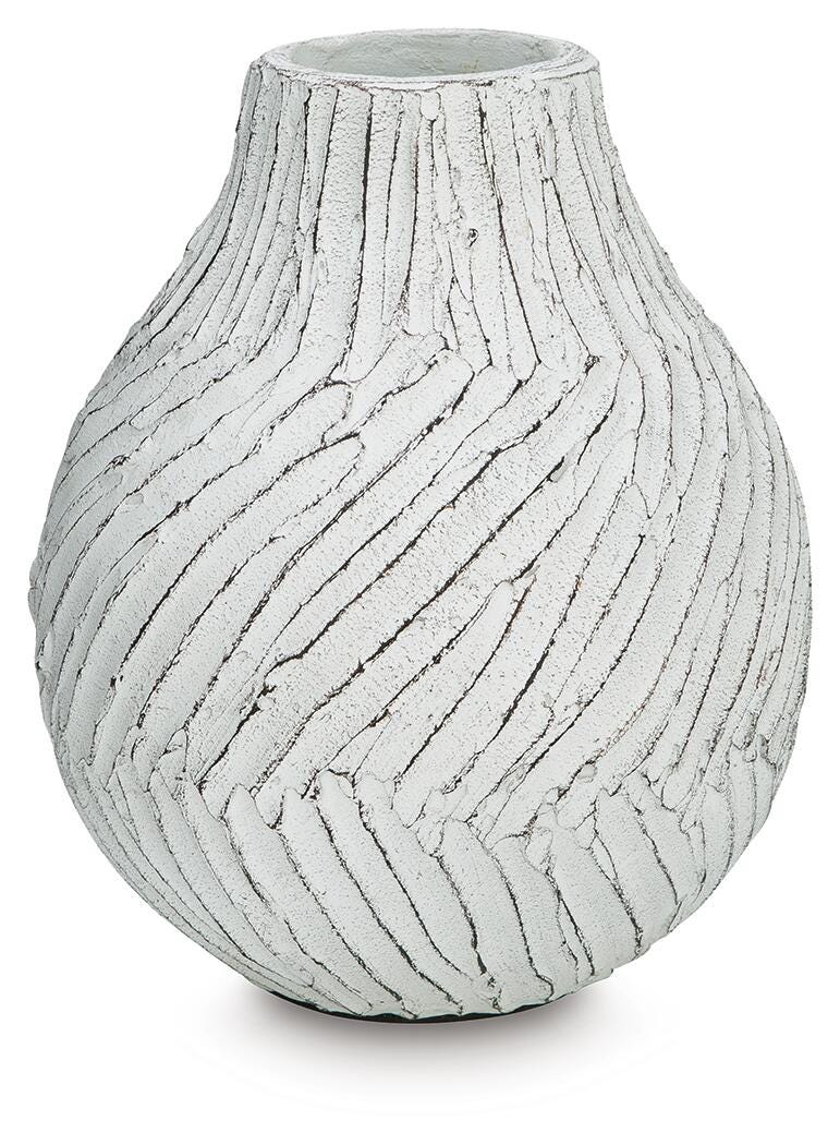 Shelvie Distressed White Vase - A2000848